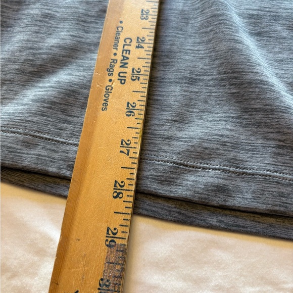 Nike Dri-FIT Men’s Gray Quarter Zip Pullover XL Athletic Top - Picture 7 of 7